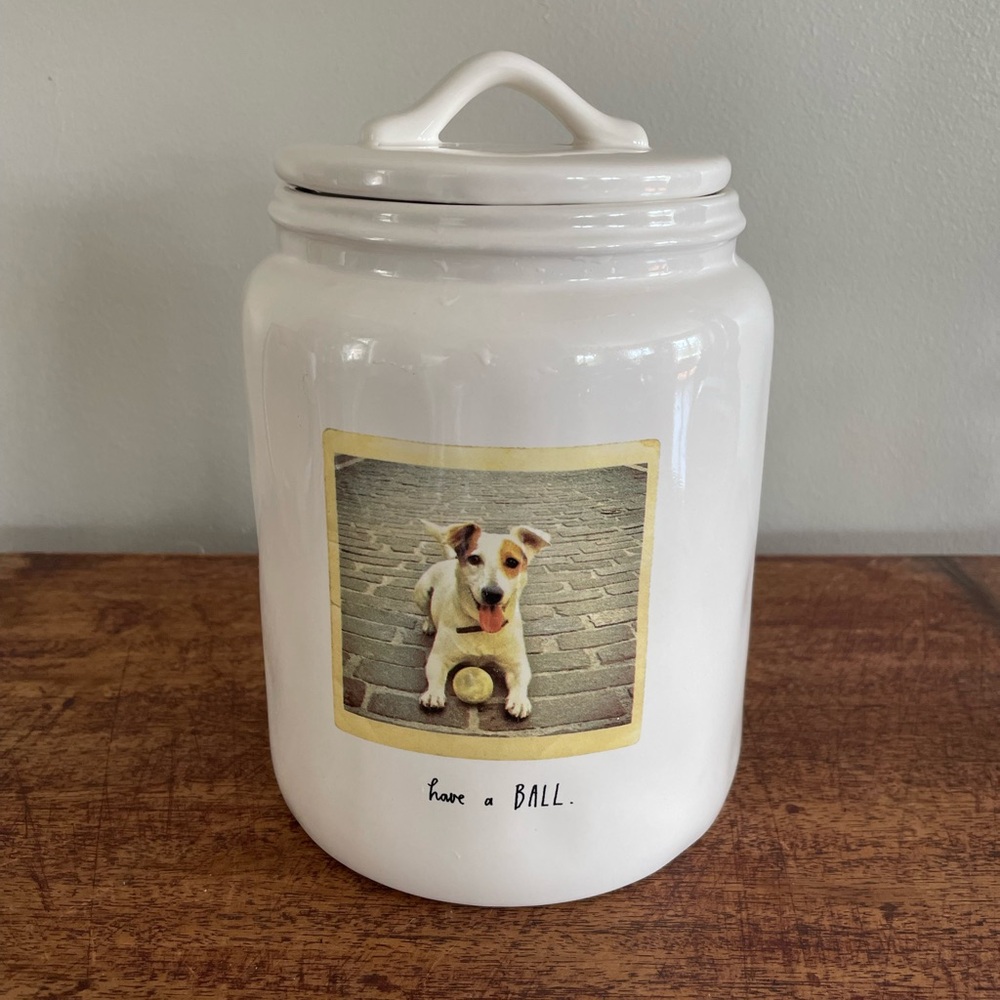 Rae Dunn canister
